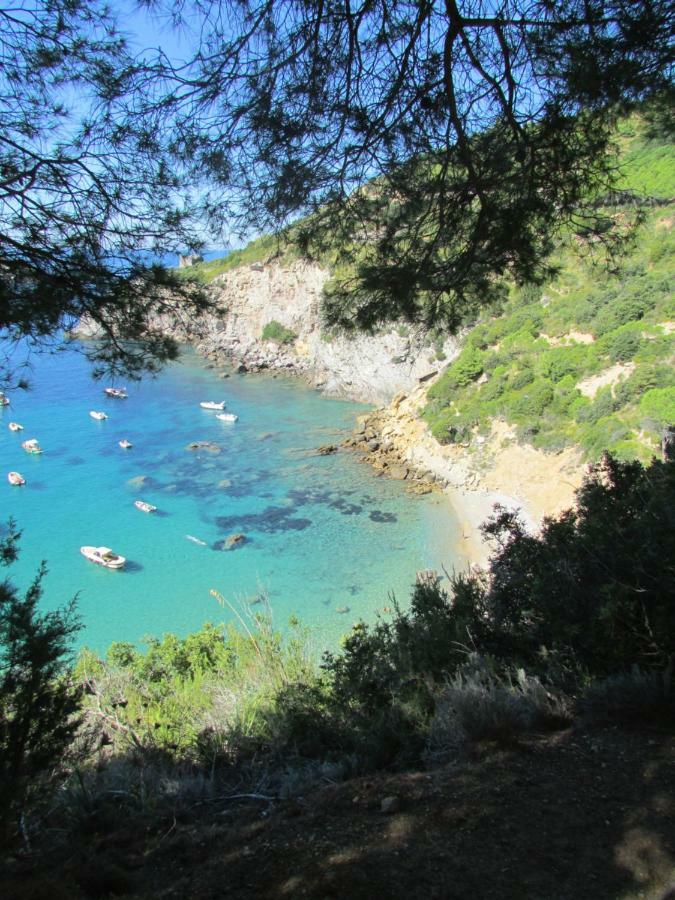 La Casetta In Piazza Porto Santo Stefano  Luaran gambar